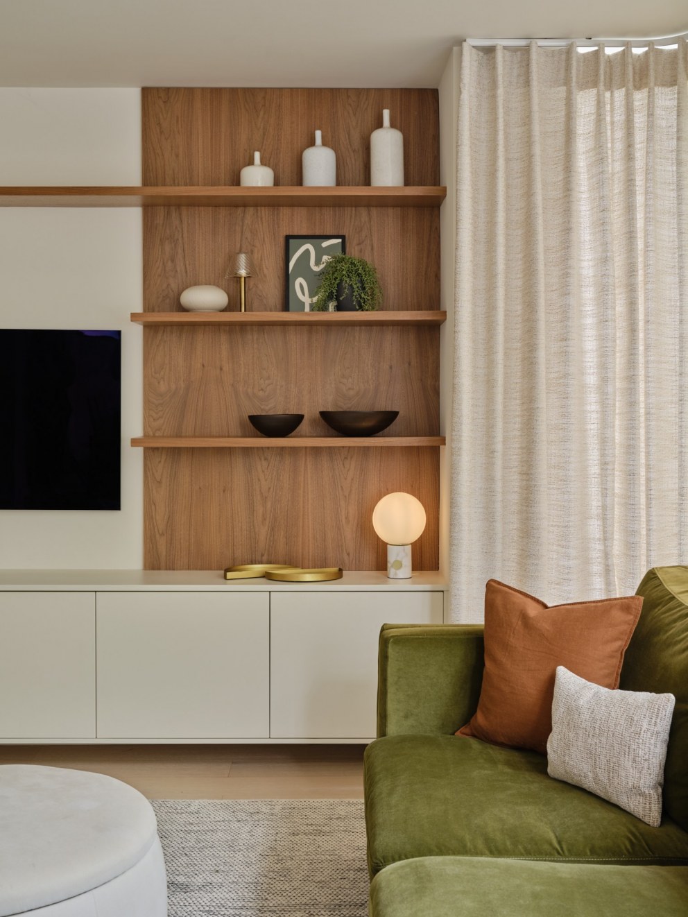 College Gardens  | Media unit | Interior Designers